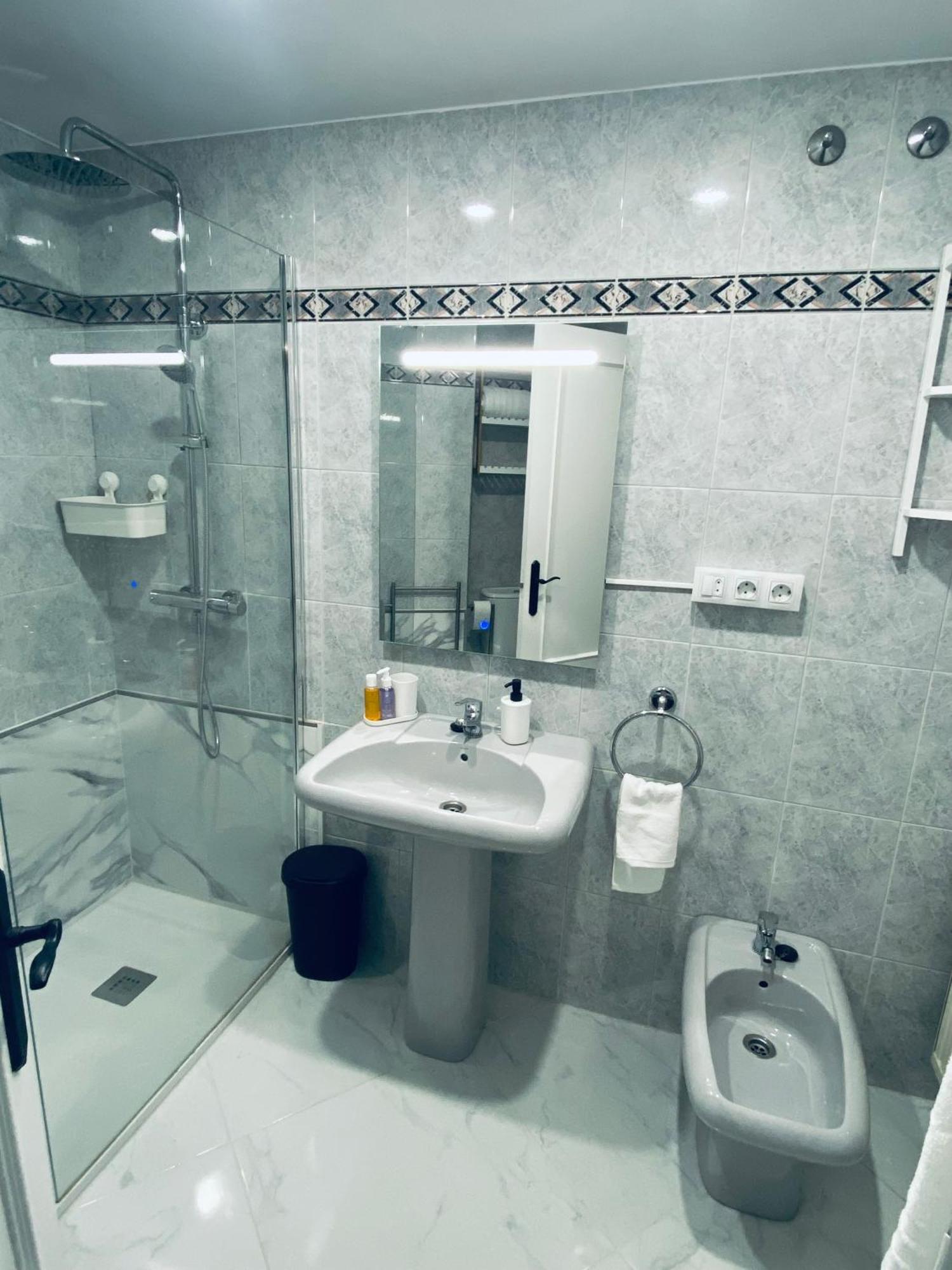 Apartamento Centro Novort กิฮอน ภายนอก รูปภาพ